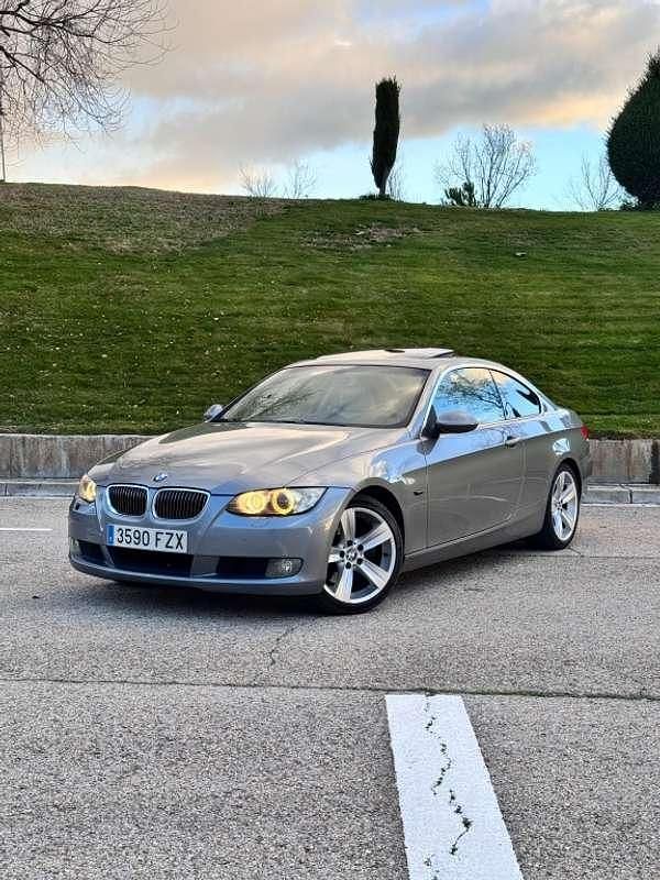 Gris Usado 2008 BMW 325 Coupe | 9490 € (Precio justo) - Imagen 1/1