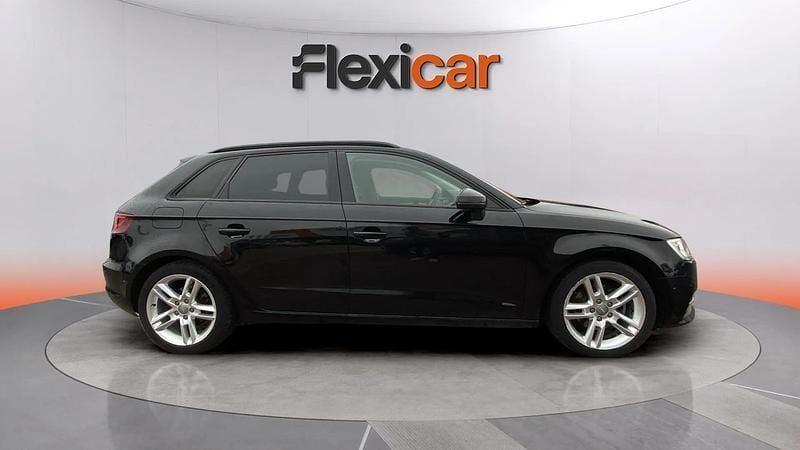 Usado Audi A3 Premium 110 CV (80 kW) 2015 Negro Coupe