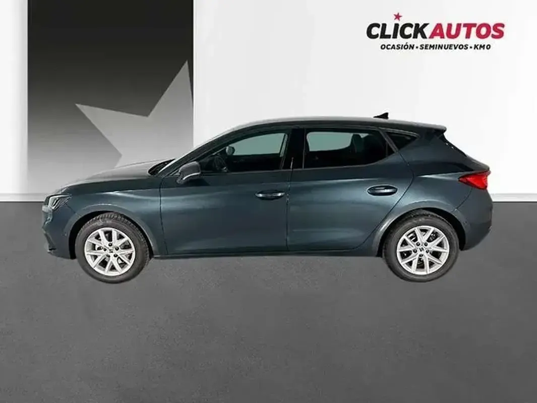 Usado Seat Leon Style 116 CV (85 kW) 2025 Gris Utilitario