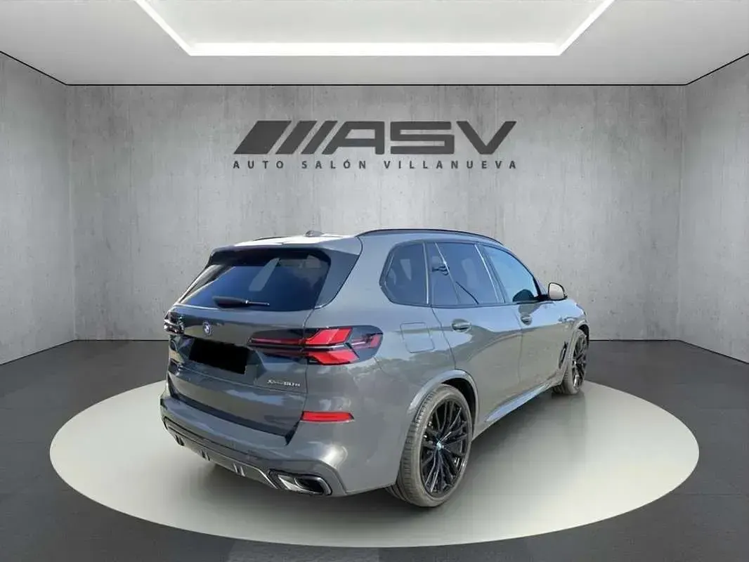 Usado BMW X5 M Sport 489 CV (359 kW) 2023 Gris SUV
