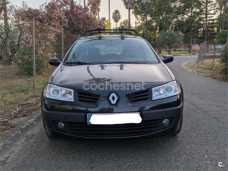 Negro Usado 2008 Renault Mégane III Dynamique Berlina | 2250 € (Super precio) - Imagen 1/4
