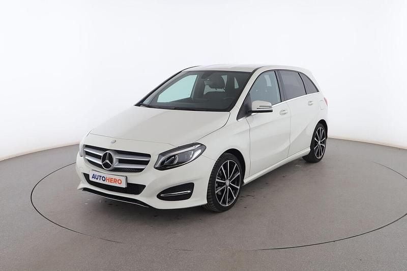Blanco Usado 2016 Mercedes B180 Urban Monovolumen | 14.999 € (Precio justo) - Imagen 1/3
