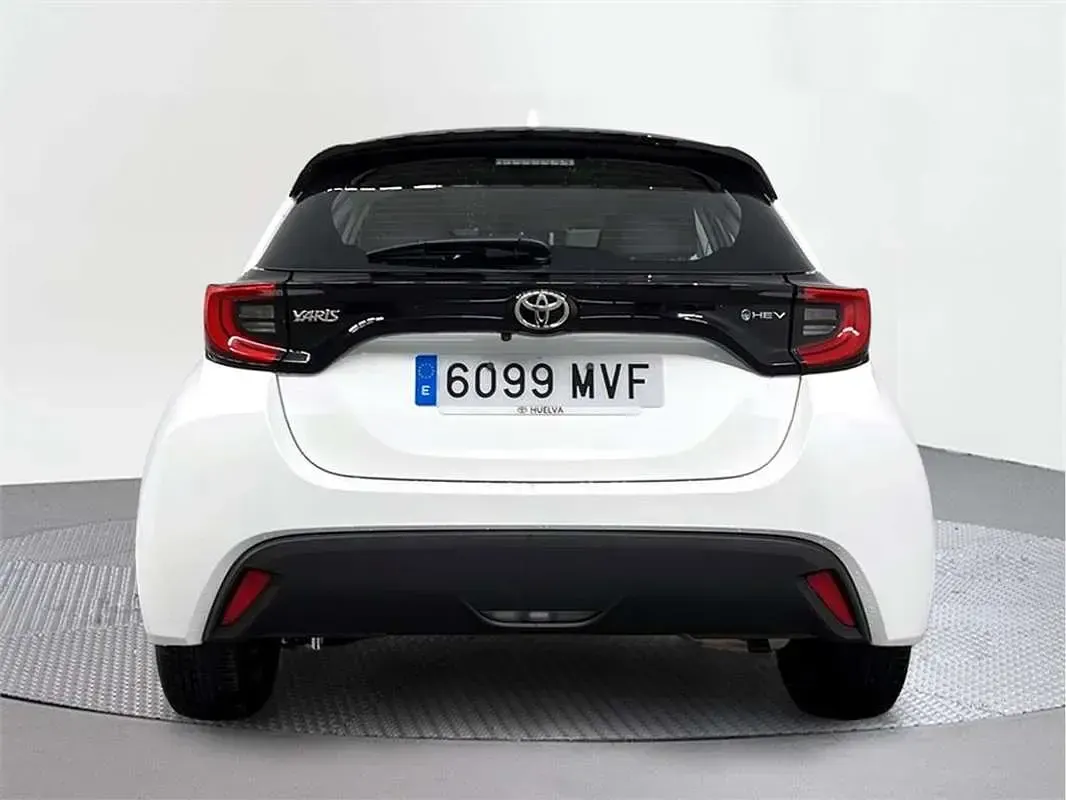 Usado Toyota Yaris Active 116 CV (85 kW) 2024 Utilitario