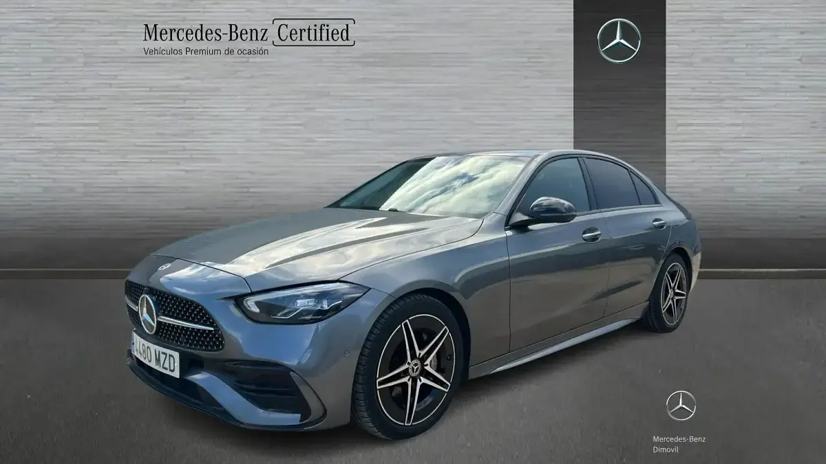 Usado Mercedes C200 AMG line 163 CV (119 kW) 2024 Berlina