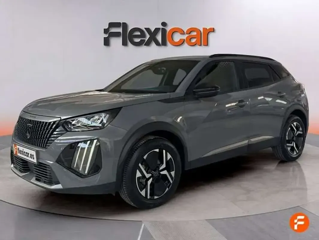 Usado Peugeot 2008 Allure 131 CV (96 kW) 2024 Gris SUV