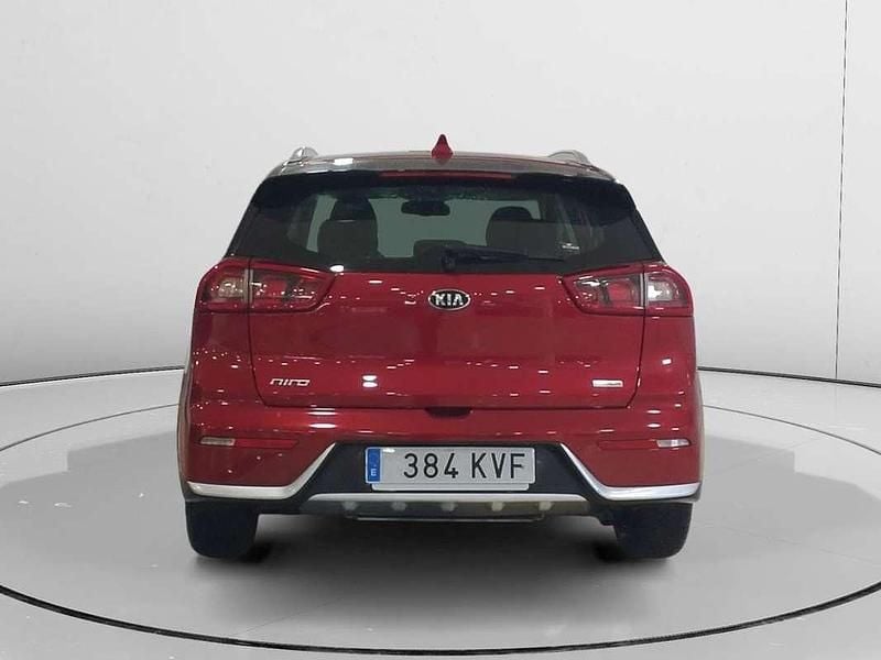 Usado Kia Niro 143 CV (105 kW) 2019 Rojo SUV