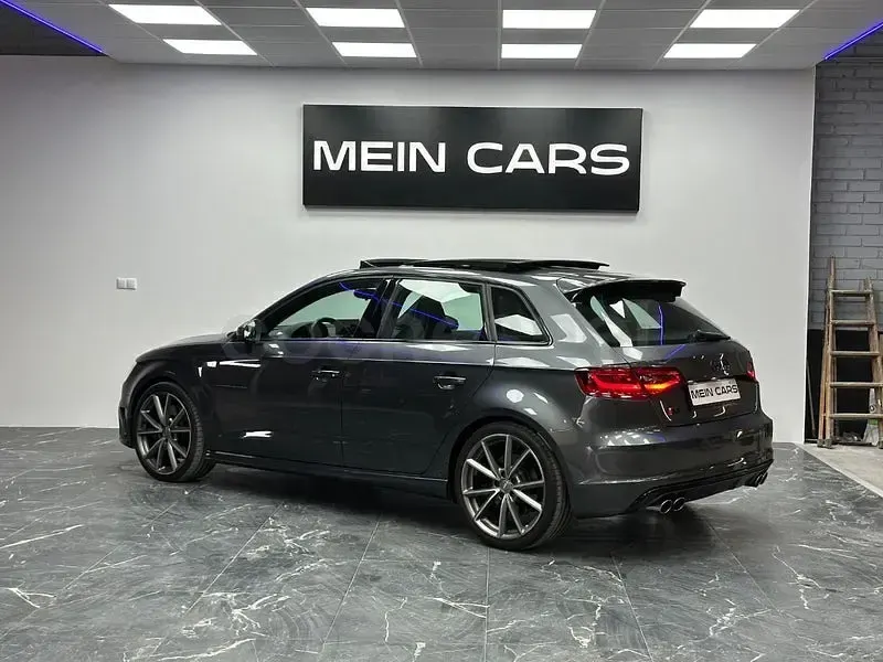 Usado Audi S3 300 CV (220 kW) 2015 Gris / plata Berlina