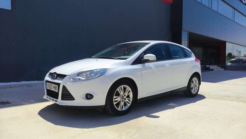 Blanco Usado 2014 Ford Focus S Utilitario | 9500 € (Precio justo) - Imagen 1/4