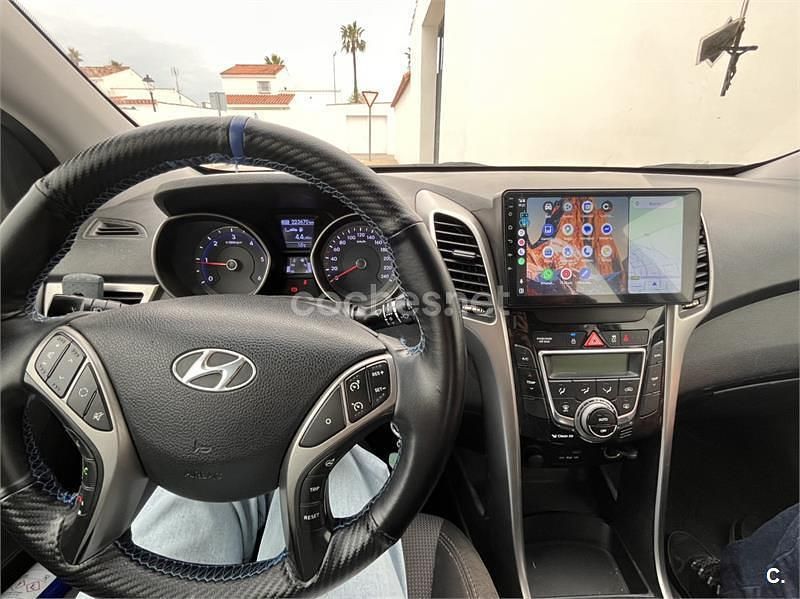 Brugt Hyundai i30 Base 90 HK (66 kW) 2012 Hvid Sedan