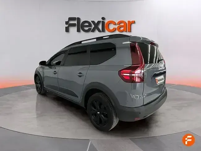 Usado Dacia Jogger Extreme 110 CV (80 kW) 2023 Gris Monovolumen