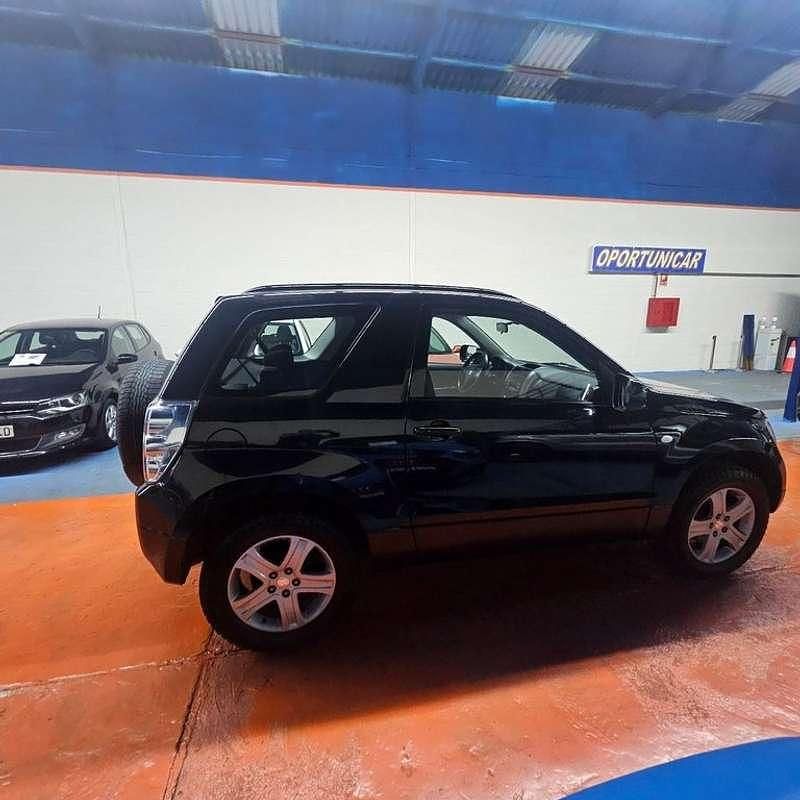 Usado Suzuki Grand Vitara 129 CV (94 kW) 2008 Negro SUV