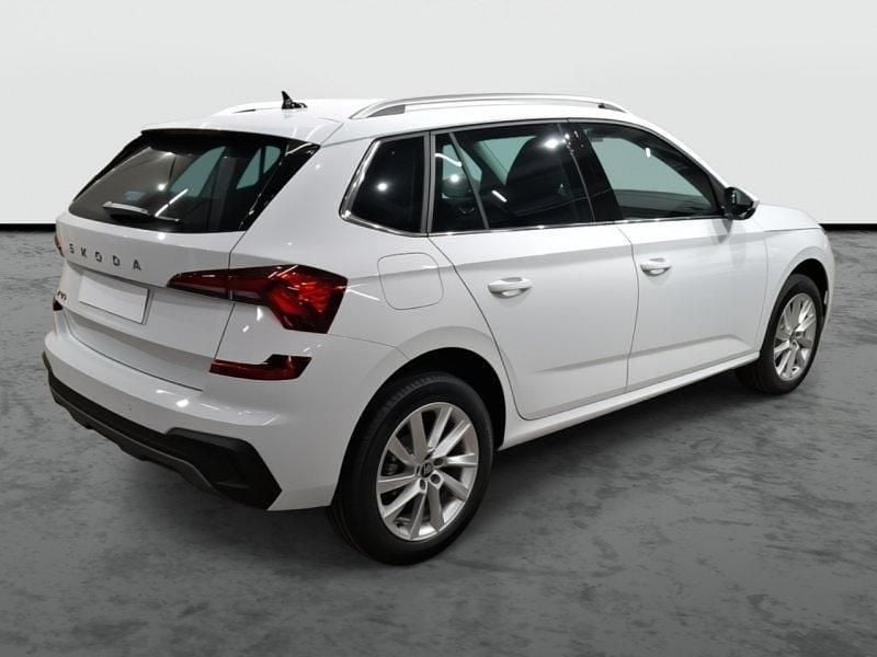 Usado Skoda Kamiq Selection 115 CV (84 kW) 2025 Blanco luna metalizado SUV