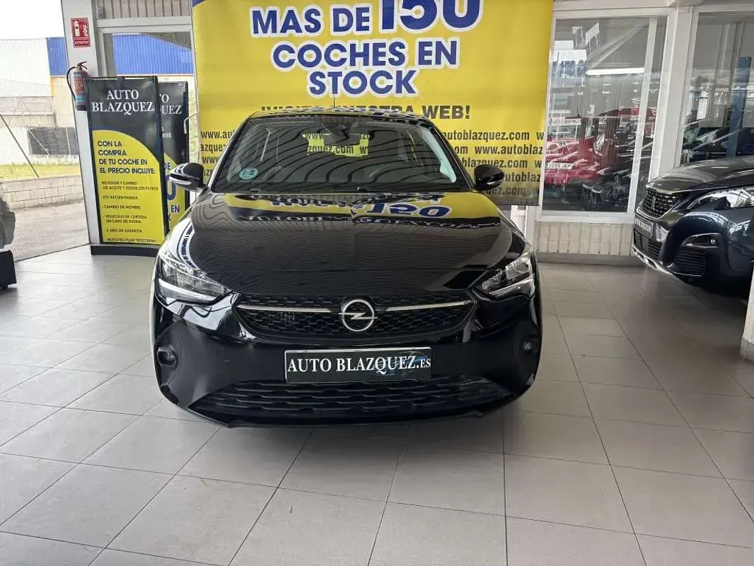 Usado Opel Corsa Selective 2022 Negro Utilitario