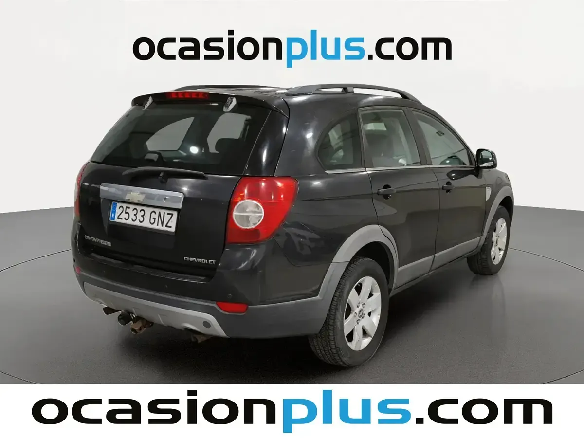 Usado Chevrolet Captiva LS 127 CV (93 kW) 2009 Negro SUV