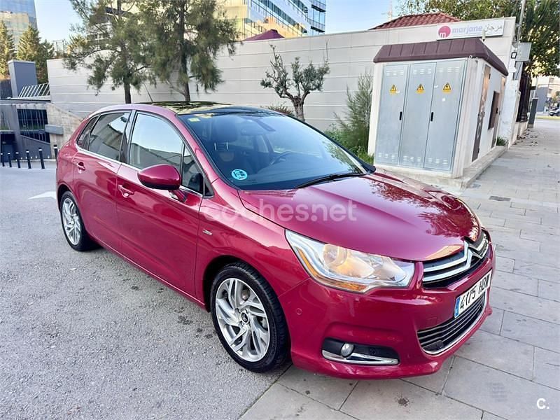 Usado Citroën C4 Exclusive 120 CV (88 kW) 2011 Granate Berlina