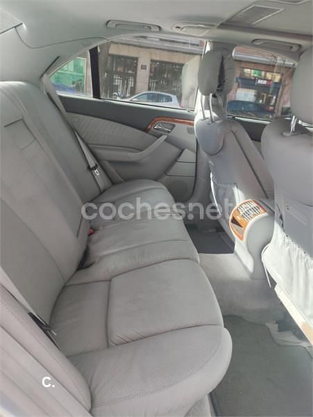 Usado Mercedes S320 197 CV (144 kW) 2000 Gris / plata Berlina