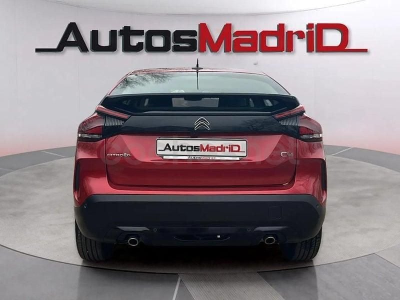 Usado Citroën C4 Feel 130 CV (95 kW) 2022 Rojo Berlina