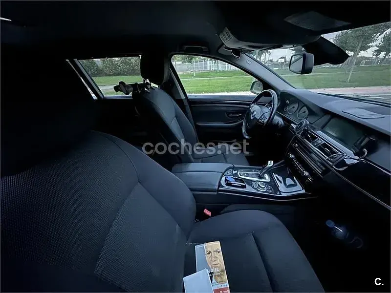 Usado BMW 520 Comfort Edition 184 CV (135 kW) 2012 Azul Familiar