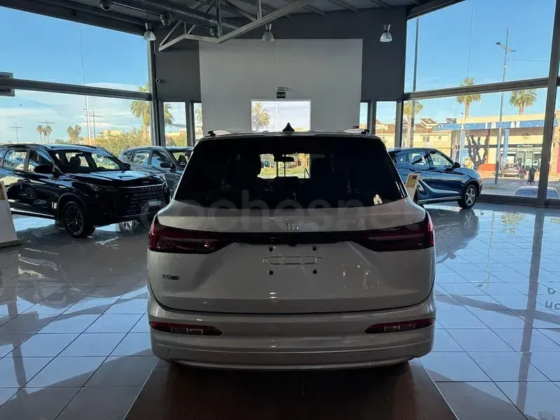 Nuevo DFSK E5 217 CV (159 kW) 2026 Gris / plata SUV