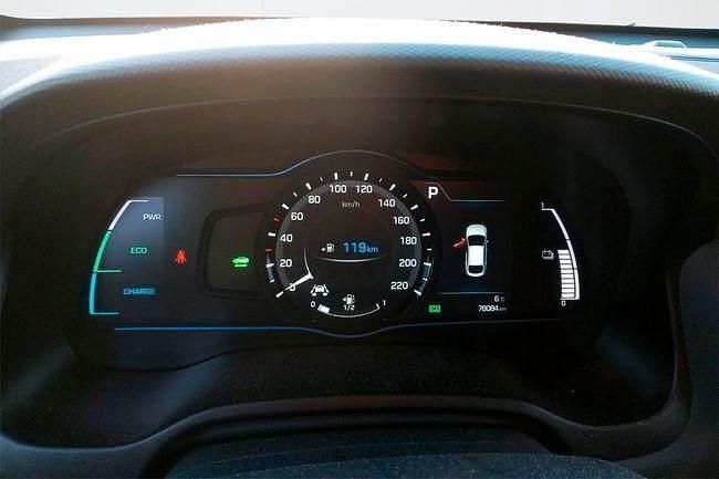 Usado Hyundai Ioniq 141 CV (103 kW) 2019 Azul Utilitario