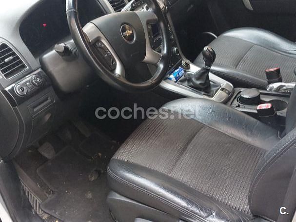 Usado Chevrolet Captiva LT 163 CV (119 kW) 2013 Gris / plata SUV