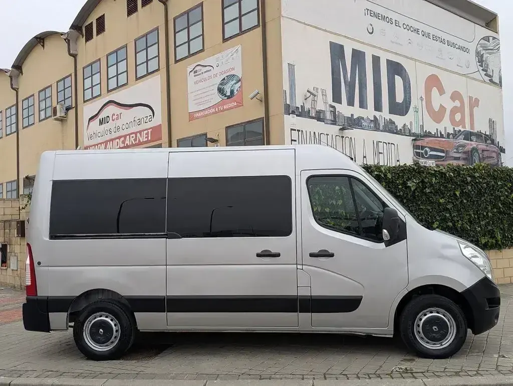 Usado Renault Master 150 CV (110 kW) 2019 Gris Berlina