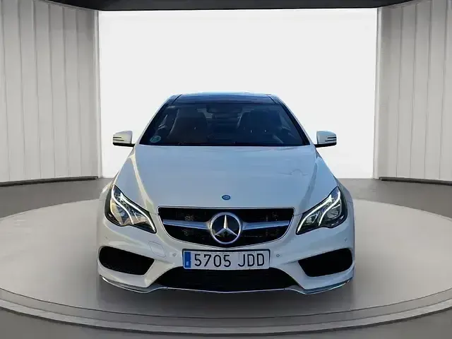 Usado Mercedes E250 204 CV (150 kW) 2015 Blanco Coupe