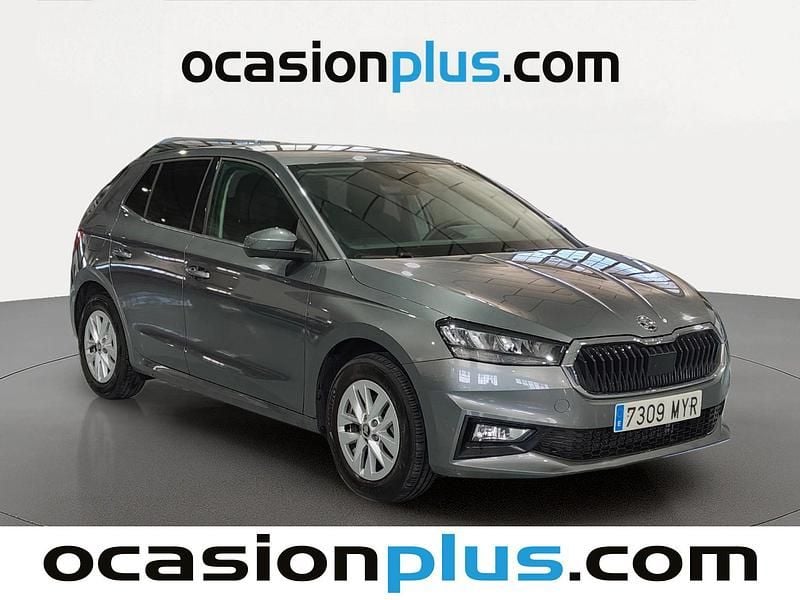 Usado Skoda Fabia Selection 116 HP (85 kW) 2025 Cinzento Citadino