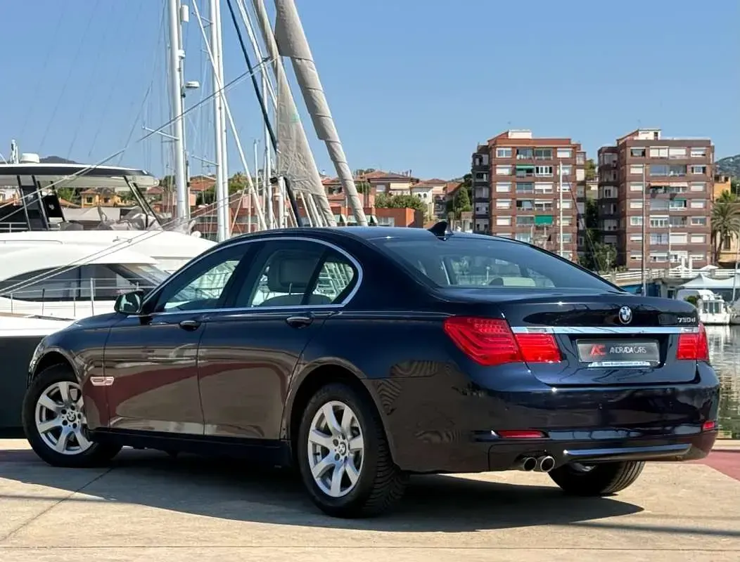 Usado BMW 730 245 CV (180 kW) 2009 Azul Berlina