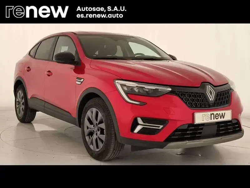 Usado Renault Arkana Evolution 140 CV (102 kW) 2025 Rojo SUV