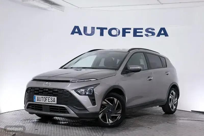 Gris Usado 2021 Hyundai Bayon SUV | 15.250 € (Precio justo) - Imagen 1/4