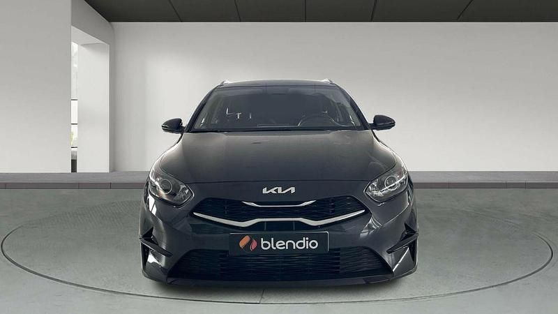 Usado Kia Ceed 120 CV (88 kW) 2023 Gris Utilitario
