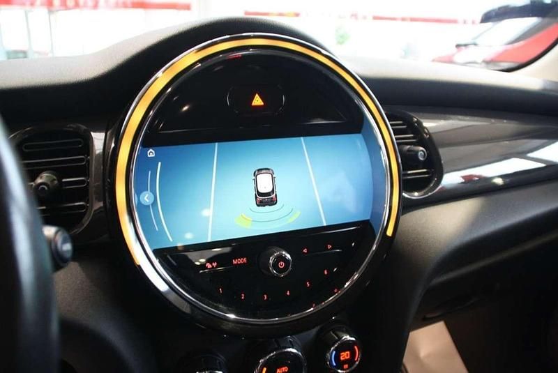 Usado Mini Cooper 136 CV (100 kW) 2022 Gris Utilitario