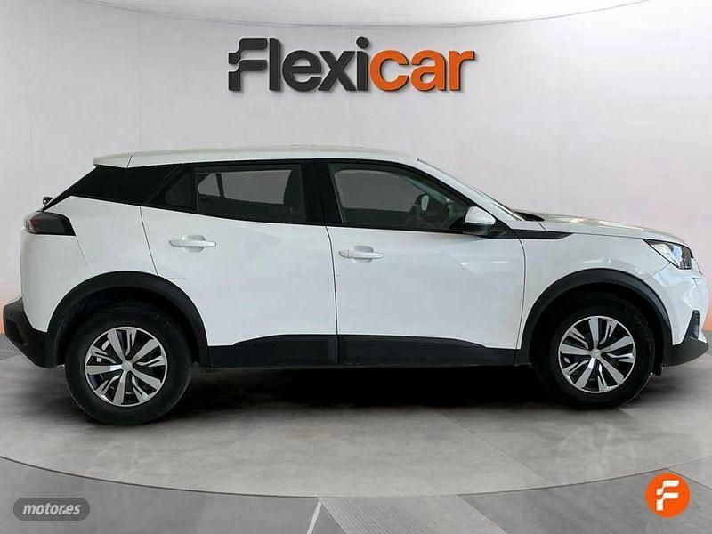 Usado Peugeot 2008 Active 110 CV (80 kW) 2021 Blanco SUV
