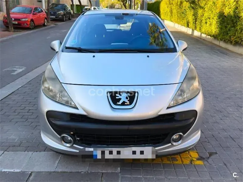 Usado Peugeot 207 Sport 95 CV (69 kW) 2007 Gris / plata Berlina