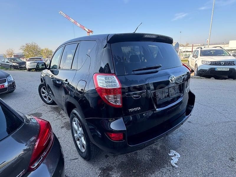 Usado Toyota RAV4 Advance 150 CV (110 kW) 2011 Negro SUV