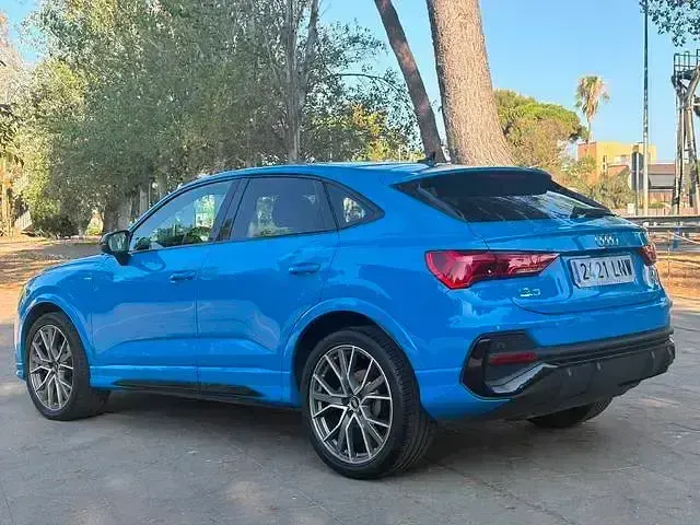Usado Audi Q3 150 CV (110 kW) 2021 Azul SUV