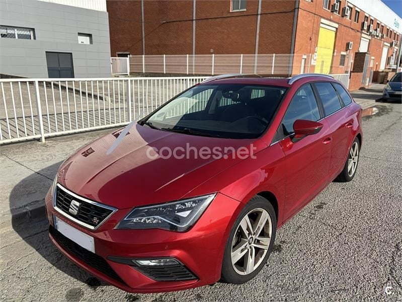 Usado Seat Leon ST FR 130 HP (95 kW) 2018 Vermelho Carrinha