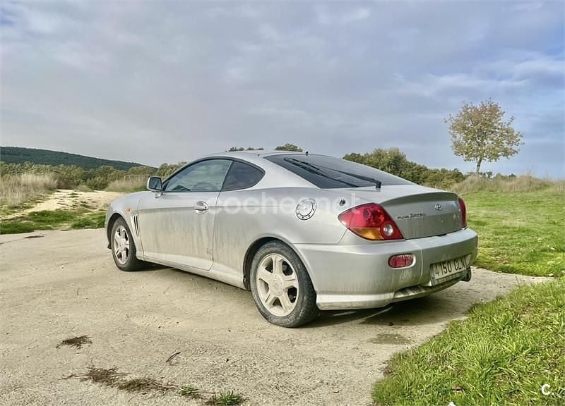 Gris / plata Usado 2003 Hyundai Coupé Coupe | 3600 € (Un poco caro) - Imagen 1/4
