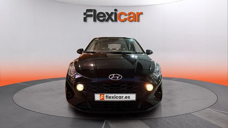 Usado Hyundai i10 67 CV (49 kW) 2022 Negro Utilitario