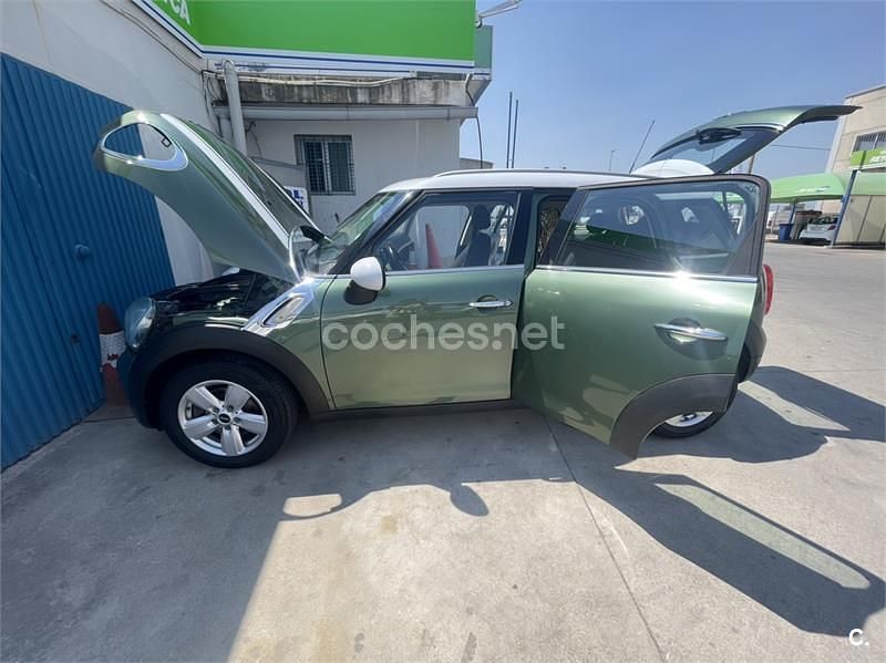 Usado Mini One D Countryman 90 CV (66 kW) 2016 Verde SUV