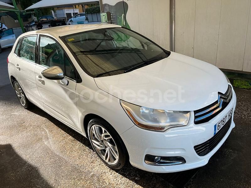 Usado Citroën C4 114 CV (83 kW) 2013 Blanco Berlina