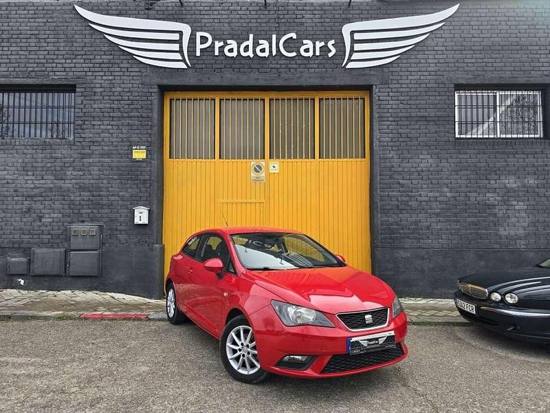 Usado Seat Ibiza SC Reference 70 CV (51 kW) 2013 Rojo Utilitario