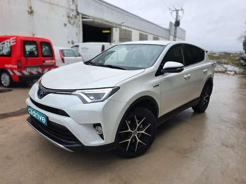 Usado Toyota RAV4 Hybrid 218 CV (160 kW) 2018 Blanco SUV