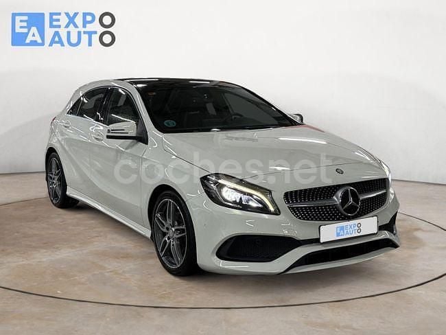 Usado Mercedes A180 AMG line 122 CV (89 kW) 2017 Blanco Berlina