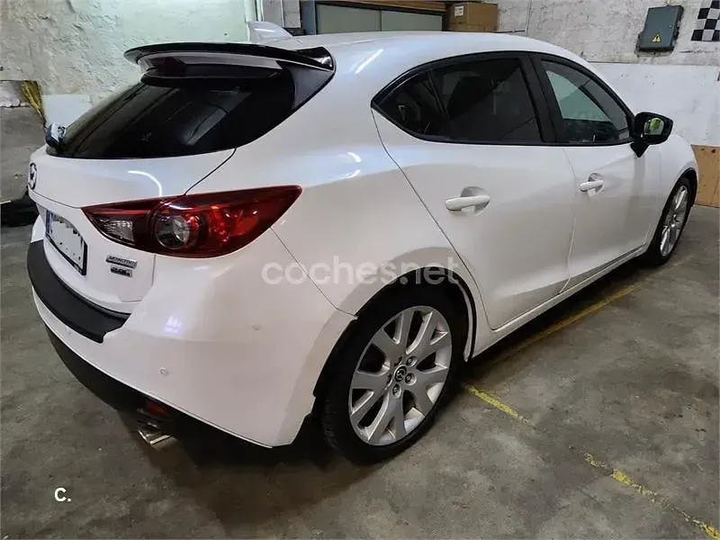 Usado Mazda 3 Style 120 CV (88 kW) 2013 Blanco Berlina