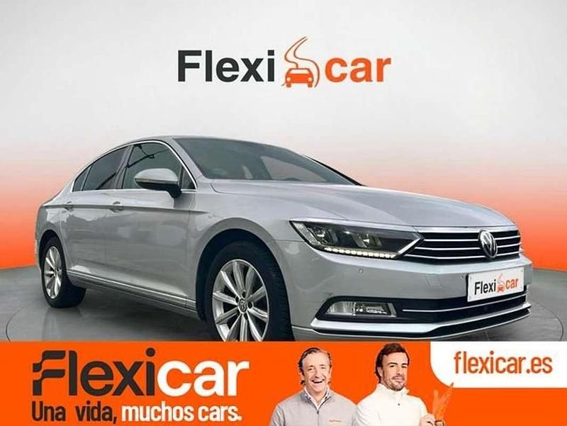 Gris Usado 2017 VW Passat Advance Berlina | 14.270 € (Super precio) - Imagen 1/4