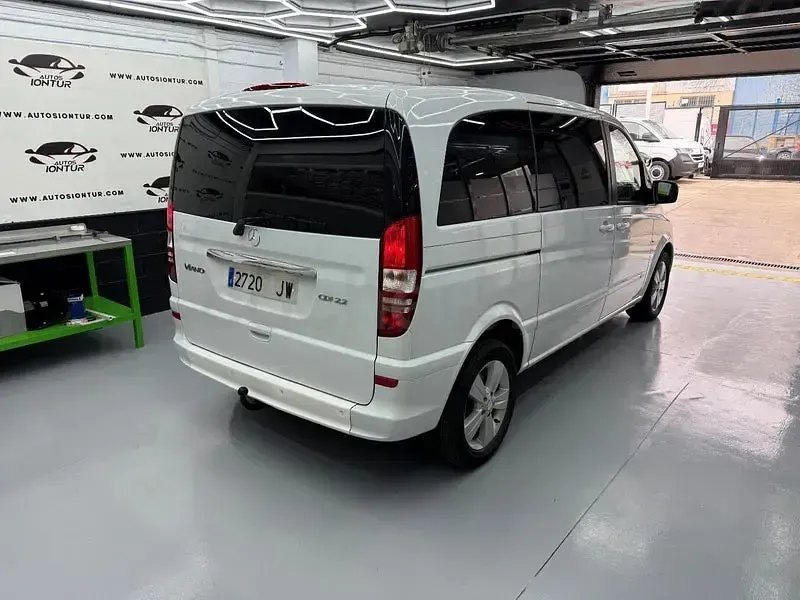 Usado Mercedes Viano 163 CV (119 kW) 2013 Blanco Monovolumen