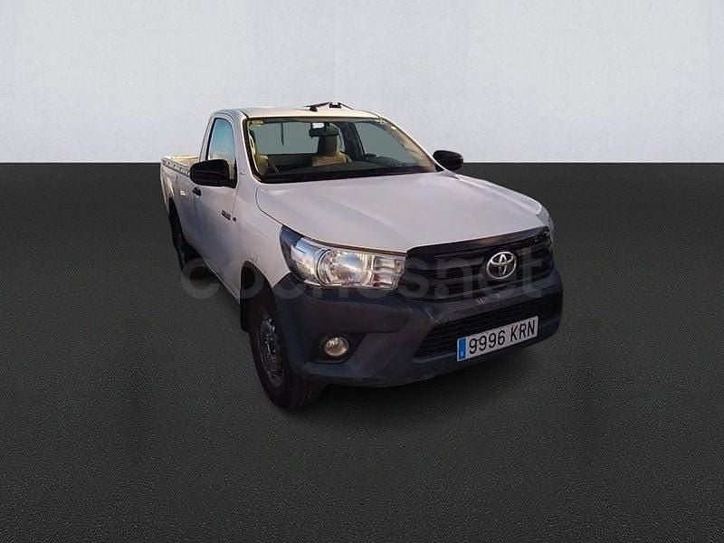 Usado Toyota HiLux 150 CV (110 kW) 2019 Blanco Recogida