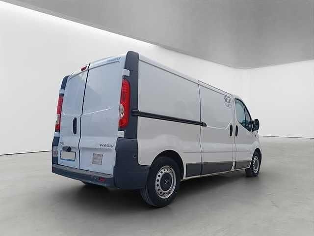 Usado Opel Vivaro 90 CV (66 kW) 2013 Blanco Monovolumen